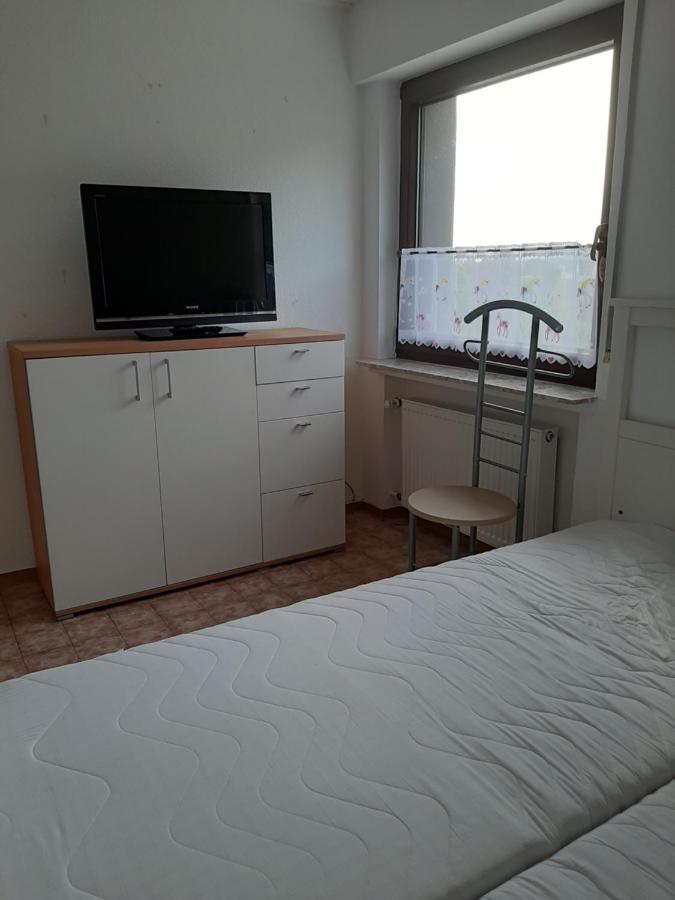 Familienfreundliche Ferienwohnung Auf Dem Lande Monteur Wohnung Hessisch Oldendorf Exterior photo